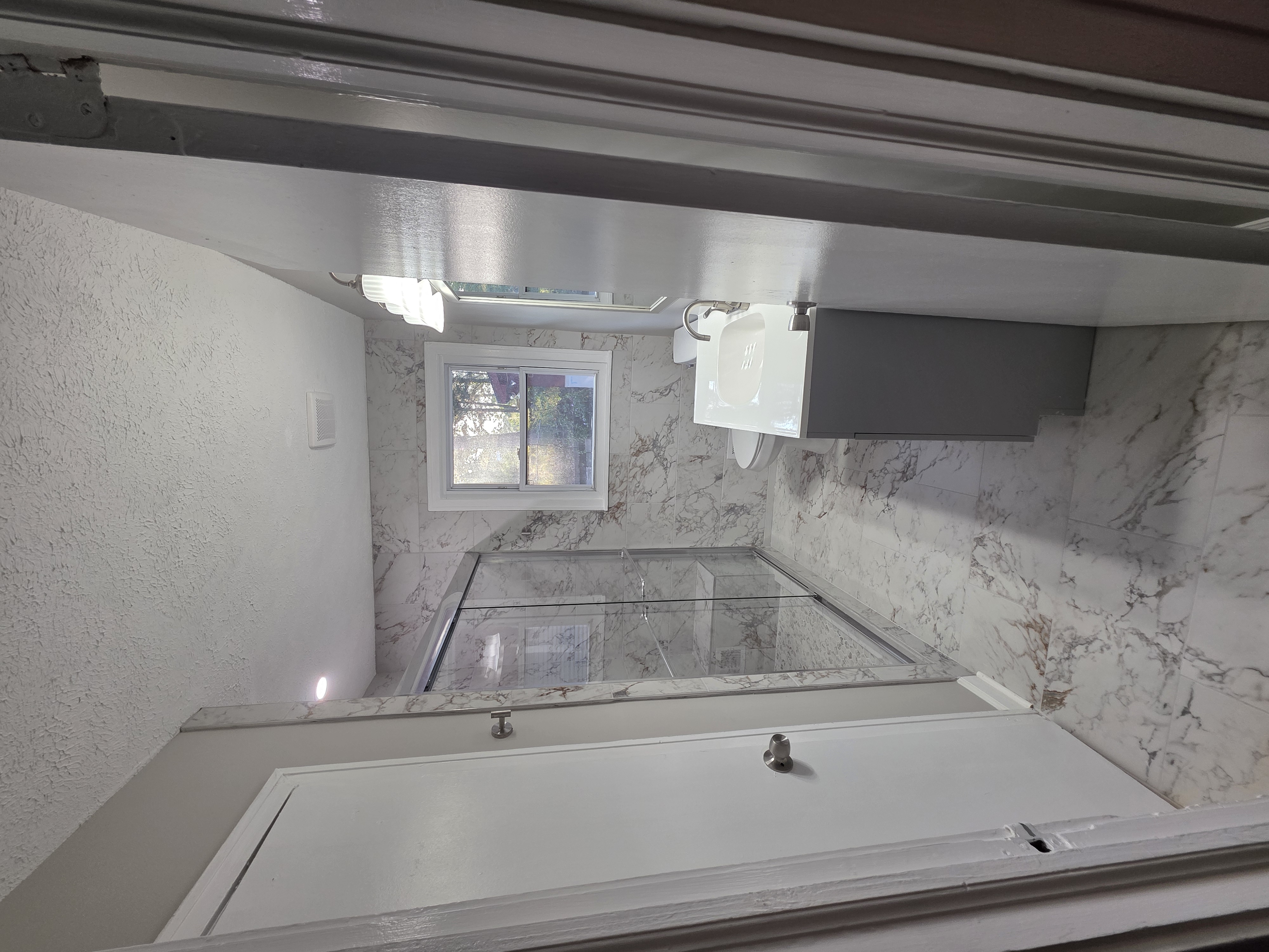 Contemporary Bathroom Design
